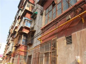司法局家属院,有储藏室,朝南低楼层采光不错的