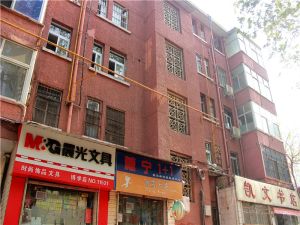 双气入户,户型方正,光线不受影响,空间大