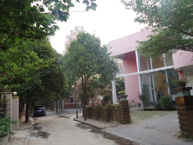 小区相关图
