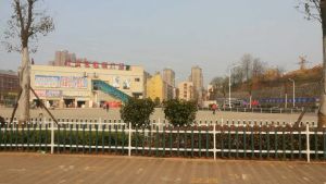 泉塘小区C区3室2厅西南