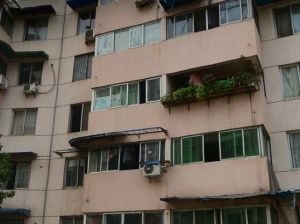 花香苑一区3室1厅东