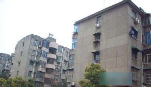 单位大院停车方便南门,四十五,