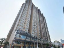 2/5/6号线人民东路地铁口,生活方便,交通方便