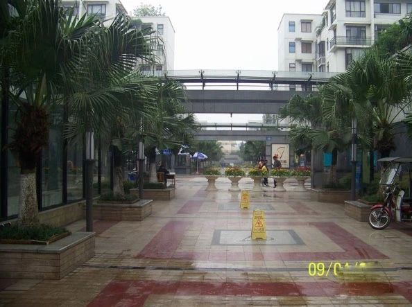 小区相关图
