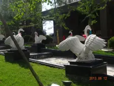 琥珀城,清水跃层4室2厅2卫,加车库。价可议