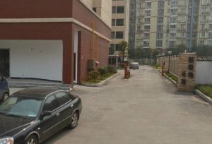 新领地公寓5室2厅南
