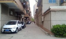 全新小区 3室2厅 南 北