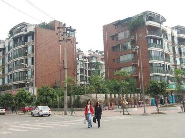 小区相关图