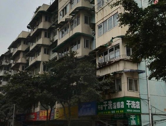 小区相关图