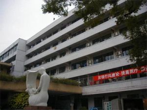 道山新村 3室2厅 南 北