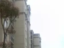 地铁口,南北户型,北窗双扇四层隔音玻璃,诚意出售。