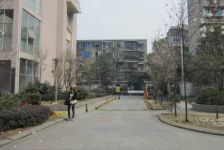 锋尚阳光 1室0厅 西北