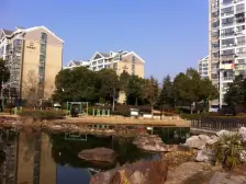 苏建花园城 人民路 毛坯房,有挑高大车库