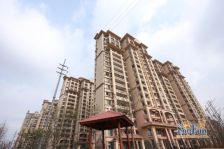 棕榈湾 四室精装好房 带车库 诚心出售