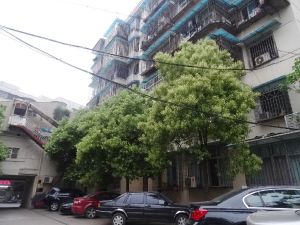 雨花亭商圈曙光南路步梯2楼三房两厅诚意急售