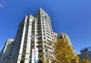 富华大厦3室1厅南