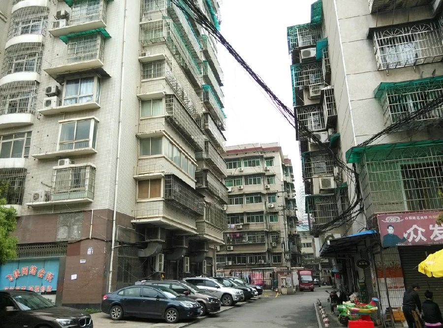小区相关图