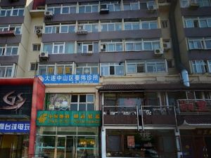 近桃源市场两室一厅南北通透没坡采光好