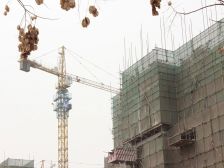 一楼带院带负一房子很新诚心卖