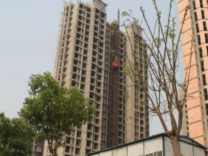 南湖金地兴泰里商品房三室两卫急售