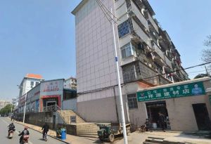 汽车城宿舍2室1厅南