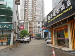都市阳光大厦4室2厅南北