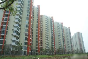 双地铁口诚心卖,看房有钥匙,满五