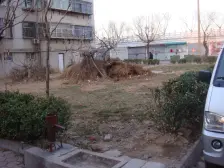 蚬河小区 1楼 93.8平 精装3室客厅带窗 带车库