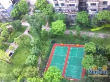 理工雅苑房子里采光好,带大阳台,绿化面积大。