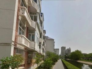 企业产一楼两室出售,不限购!