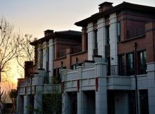 中海央墅4室2厅南北