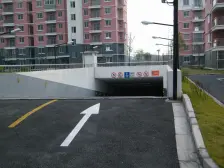 宣桥原装电梯大三房 采光刺眼 位置好