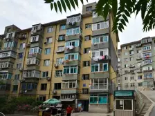 武昌街铁山巷三楼 全明户型 买这套房 房主出血有豪礼