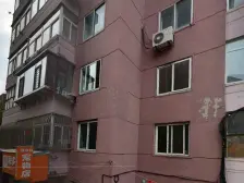 中山区 铁山巷 道边无坡 4居室精装 有电梯 近车站