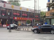 蓝光圣菲TOWN城3室2厅南