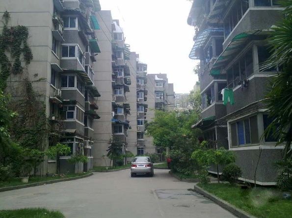 小区相关图