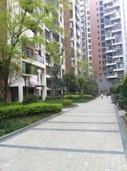 优客联邦三期1室1厅东北