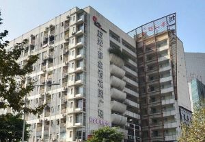 蓝光郁金香花园广场1室1厅南