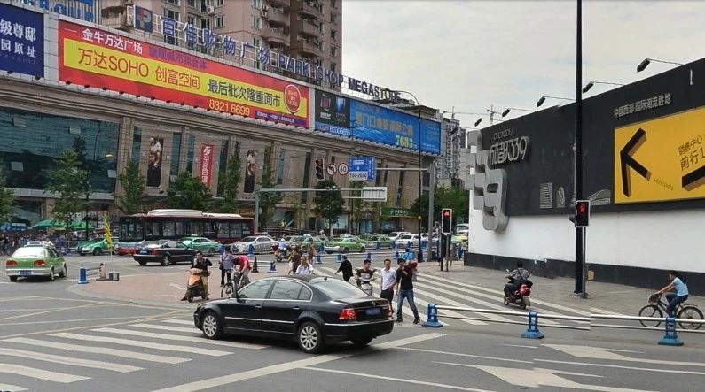小区相关图