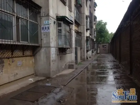 装潢机械厂宿舍实景图
