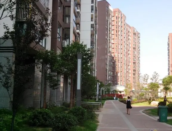 南郡帝苑实景图