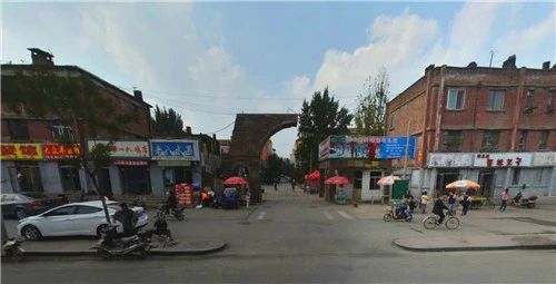 小区相关图