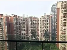 房屋方正,东南向,采光好,三层使用