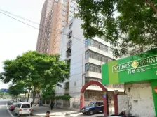 此房满五不唯一 ,有小区 能停车 楼层好。