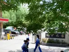 园林化示范小区 两室一厅电梯房生活交通便利