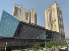 朝向是东,电梯高层,视野开阔。首付少