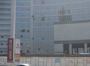小区目前在卖的5房楼层比较好的