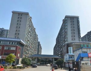 铁道正地铁口,享受高校环境,户型好,小区居民素质高
