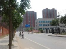 首付30万可公积金贷石景山古城南北通透满五年精装两居出门车站