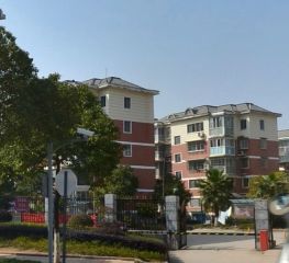 松雅湖边,五房,户型方正,采光视野好